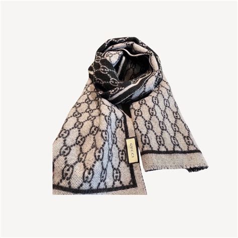 gucci double sided scarf